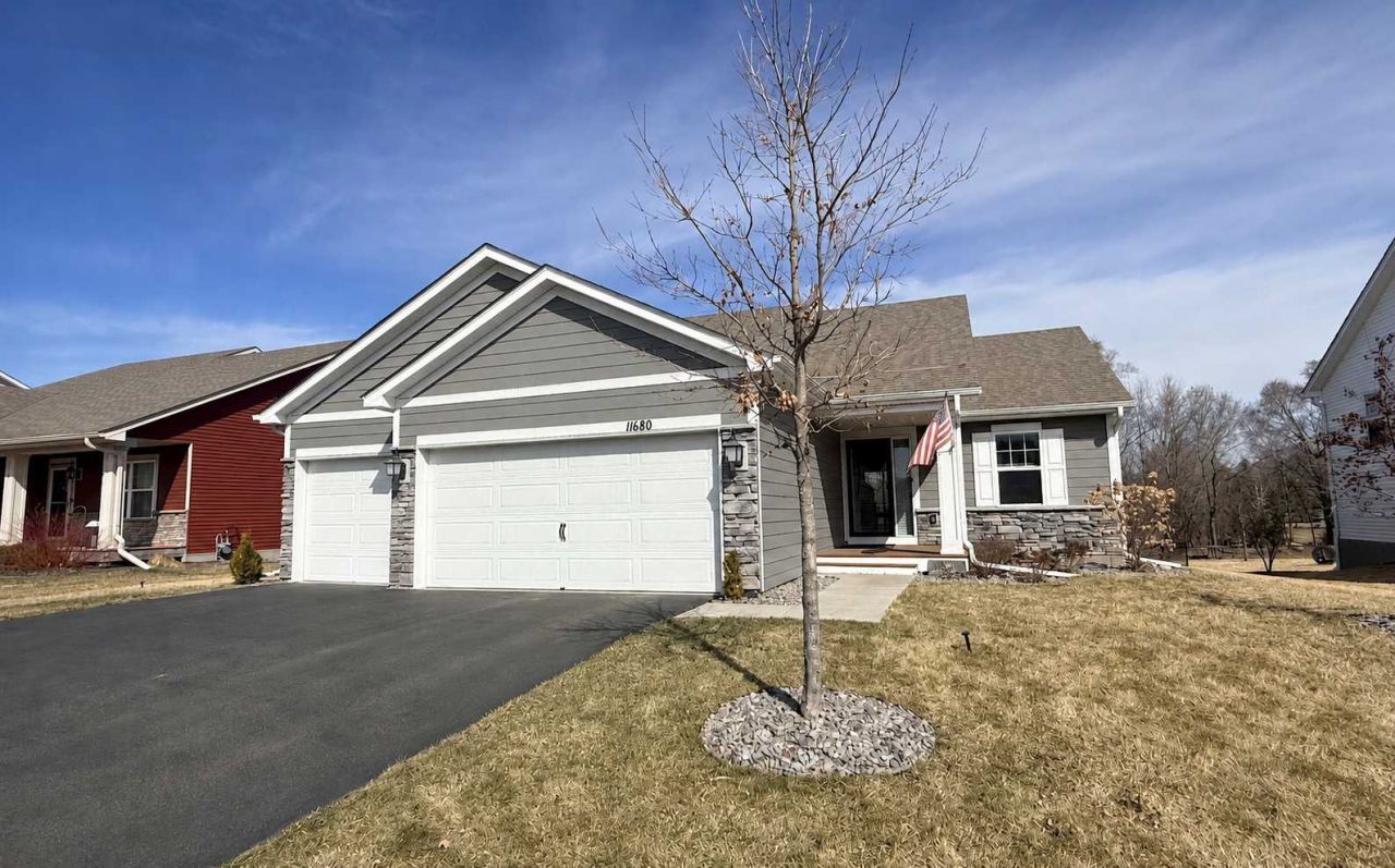 11680 132nd Avenue N, Dayton, MN 55327