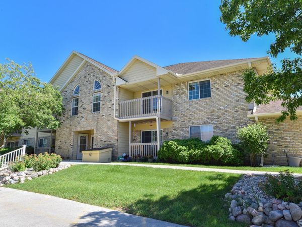 4835 Easy St, Unit 7, Delafield, WI 53209