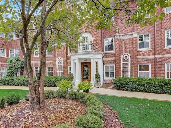 3127 N Marietta Ave, Unit 5, Milwaukee, WI 53211