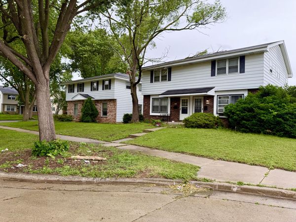 5620 N 77th St, Unit 5622, Milwaukee, WI 53218