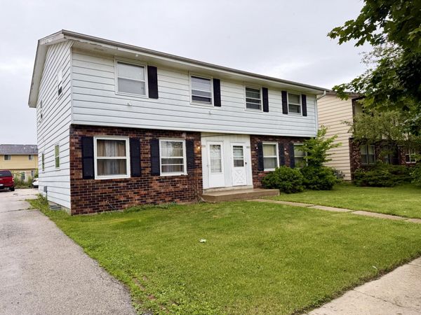9306 W Allyn St, Unit 9308, Milwaukee, WI 53224