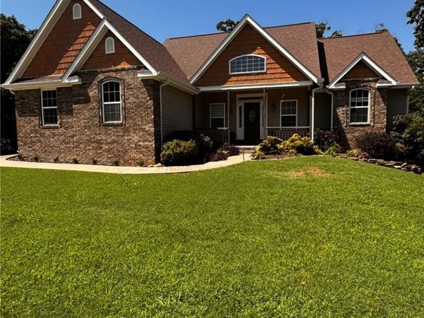 17 Miller Drive , Bella Vista, AR 72715