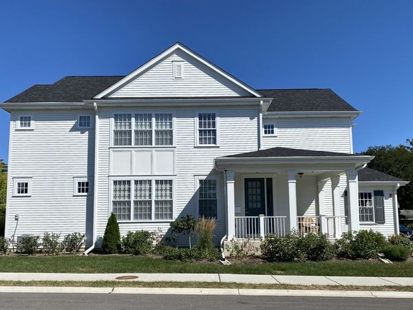 724 Derby Lane, Barrington, IL 60010