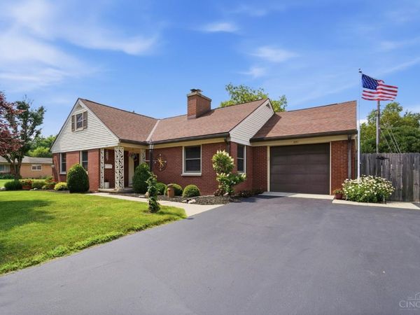 221 Virginia Circle, Wilmington, OH 45177