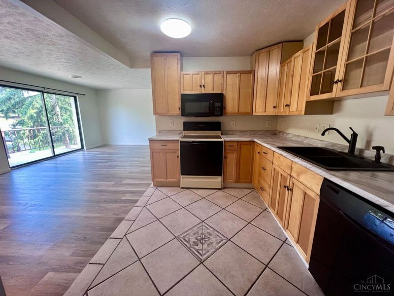 6584 Hearne Road, Green Township, OH 45248 Photo 8