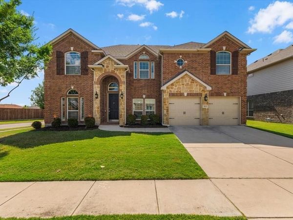 9833 Saltbrush Street, Fort Worth, TX 76177