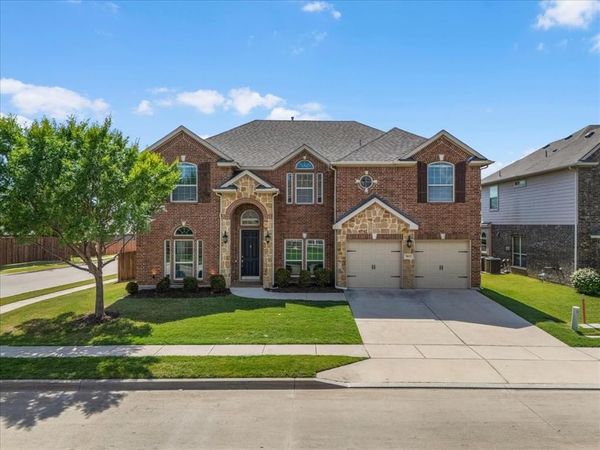 9833 Saltbrush Street, Fort Worth, TX 76177