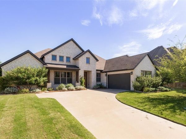 217 Hillstone Drive, Midlothian, TX 76065