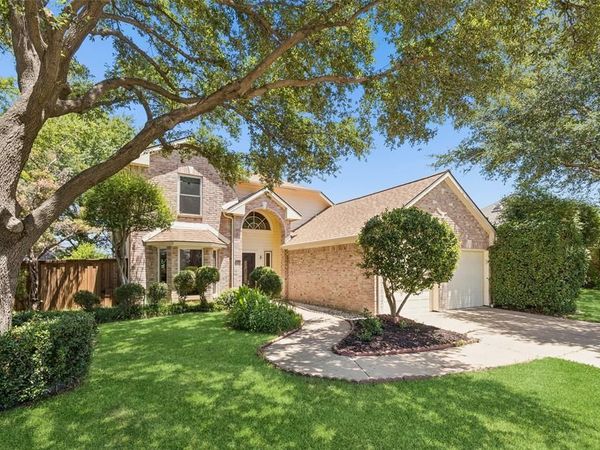 933 Golden Grove Drive, Lewisville, TX 75067