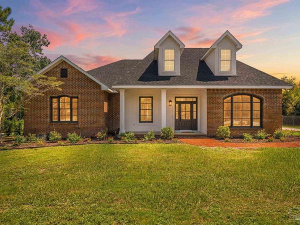 4594 Soundside Dr, Gulf Breeze, FL 32563