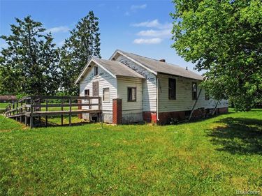 3009 Janes Avenue, Buena Vista Twp, MI 48601