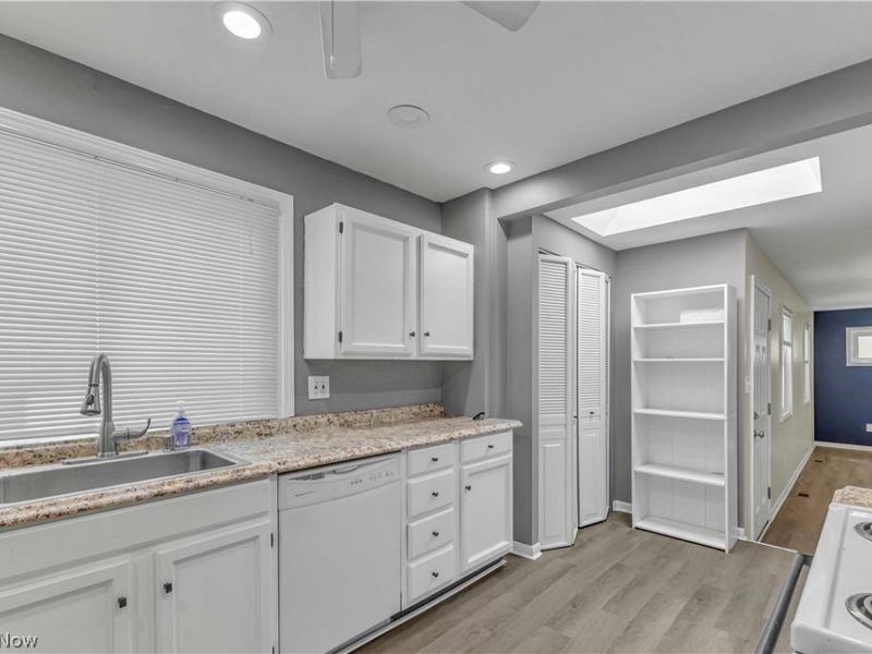 270 Pasadena, Elyria, OH 44035 Photo 15