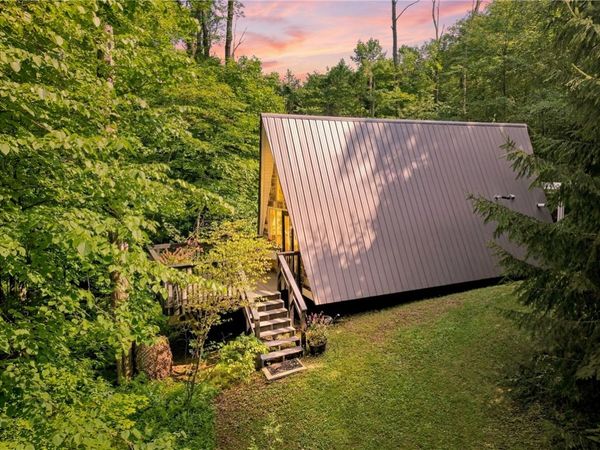 521 Earl Ansell Rd, Rockwood, PA 15557