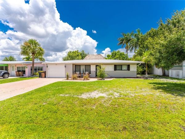 409 W ANN STREET , PUNTA GORDA, FL 33950