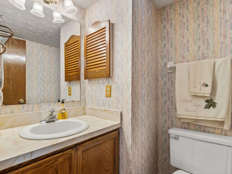 6599 Forrester Way , Reynoldsburg, OH 43068 Photo 12