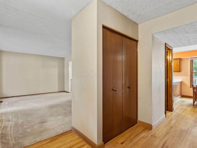 6599 Forrester Way , Reynoldsburg, OH 43068 Photo 13