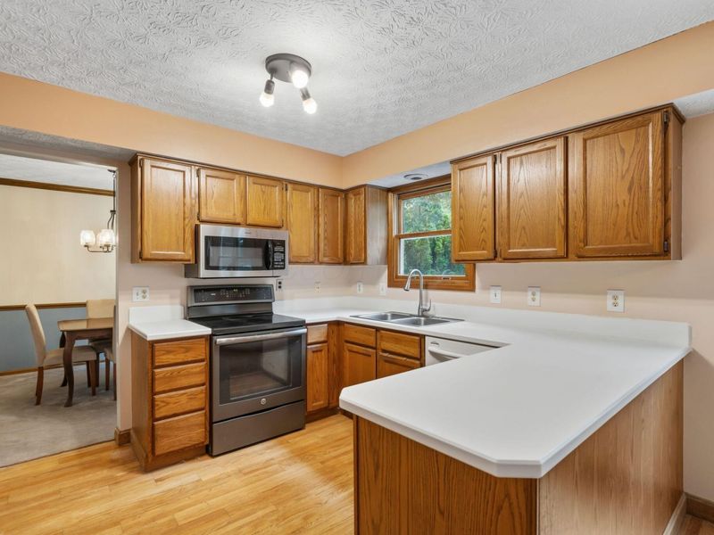 6599 Forrester Way , Reynoldsburg, OH 43068 Photo 7