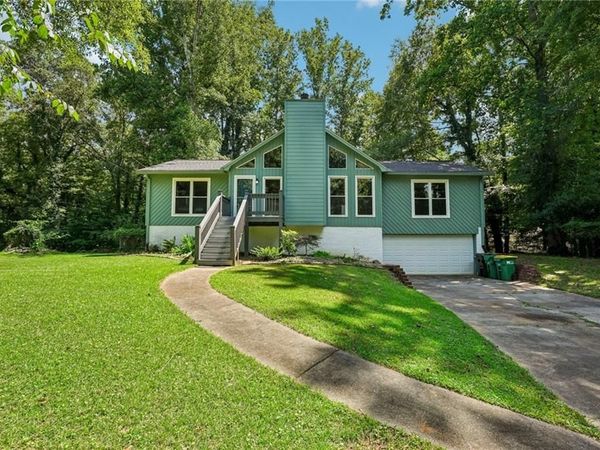 903 Laurel Court , Woodstock, GA 30188
