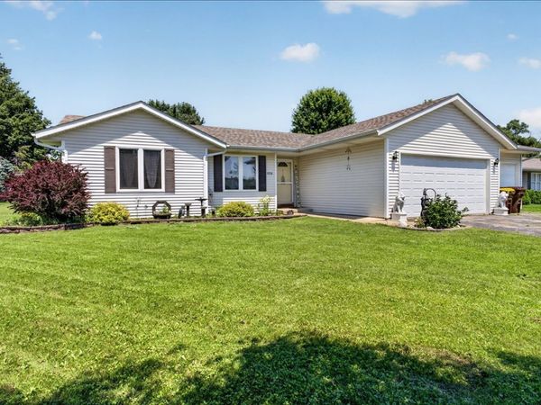 5250 Jenkins Drive , South Beloit, IL 61080