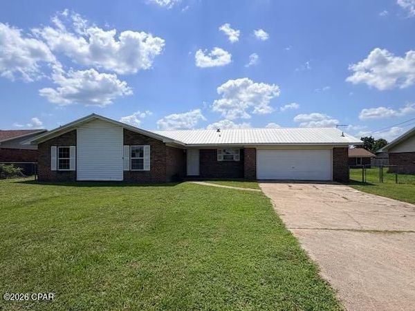 211 N Berthe Avenue , Panama City, FL 32404