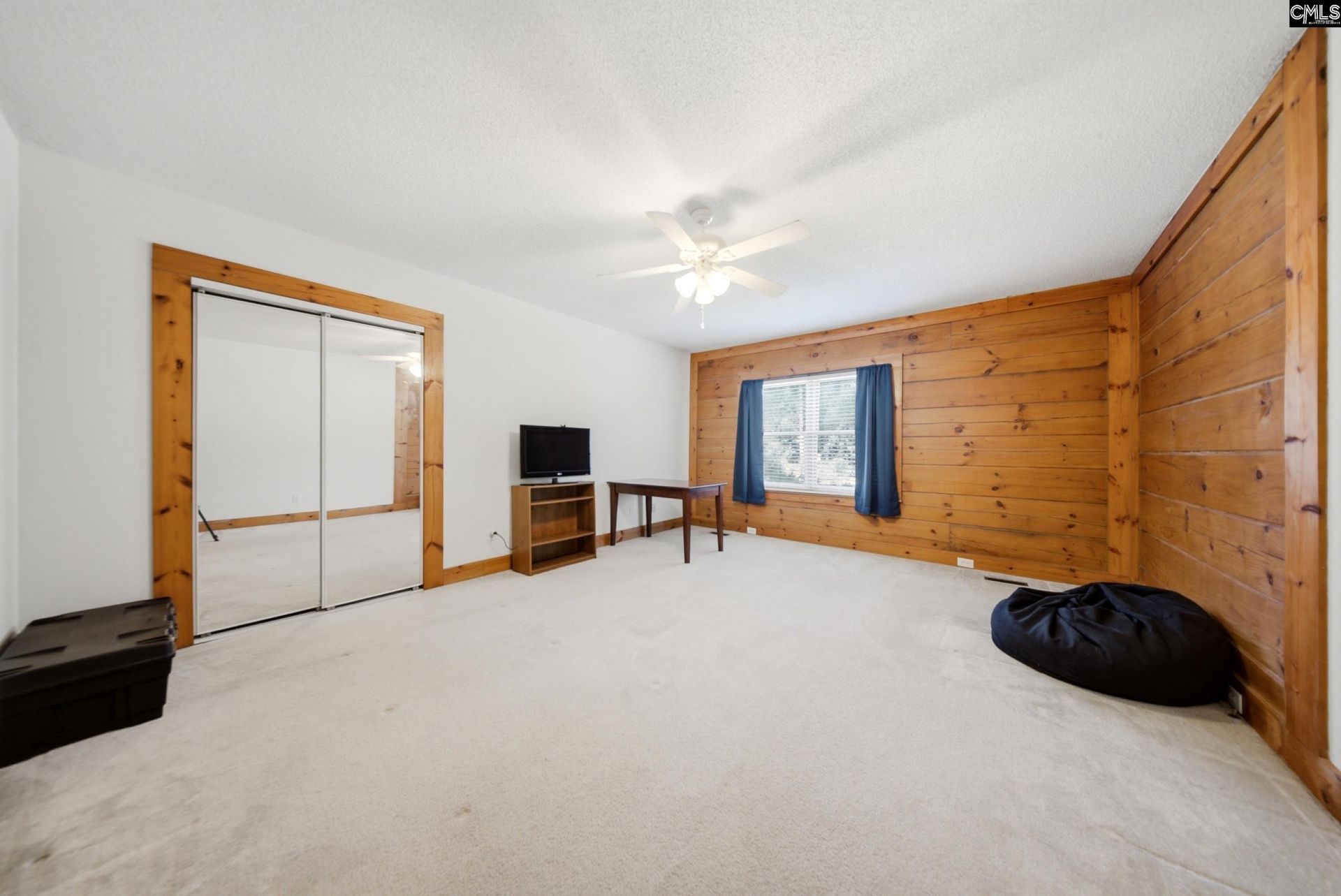 105 Bauknight Road  Photo 16