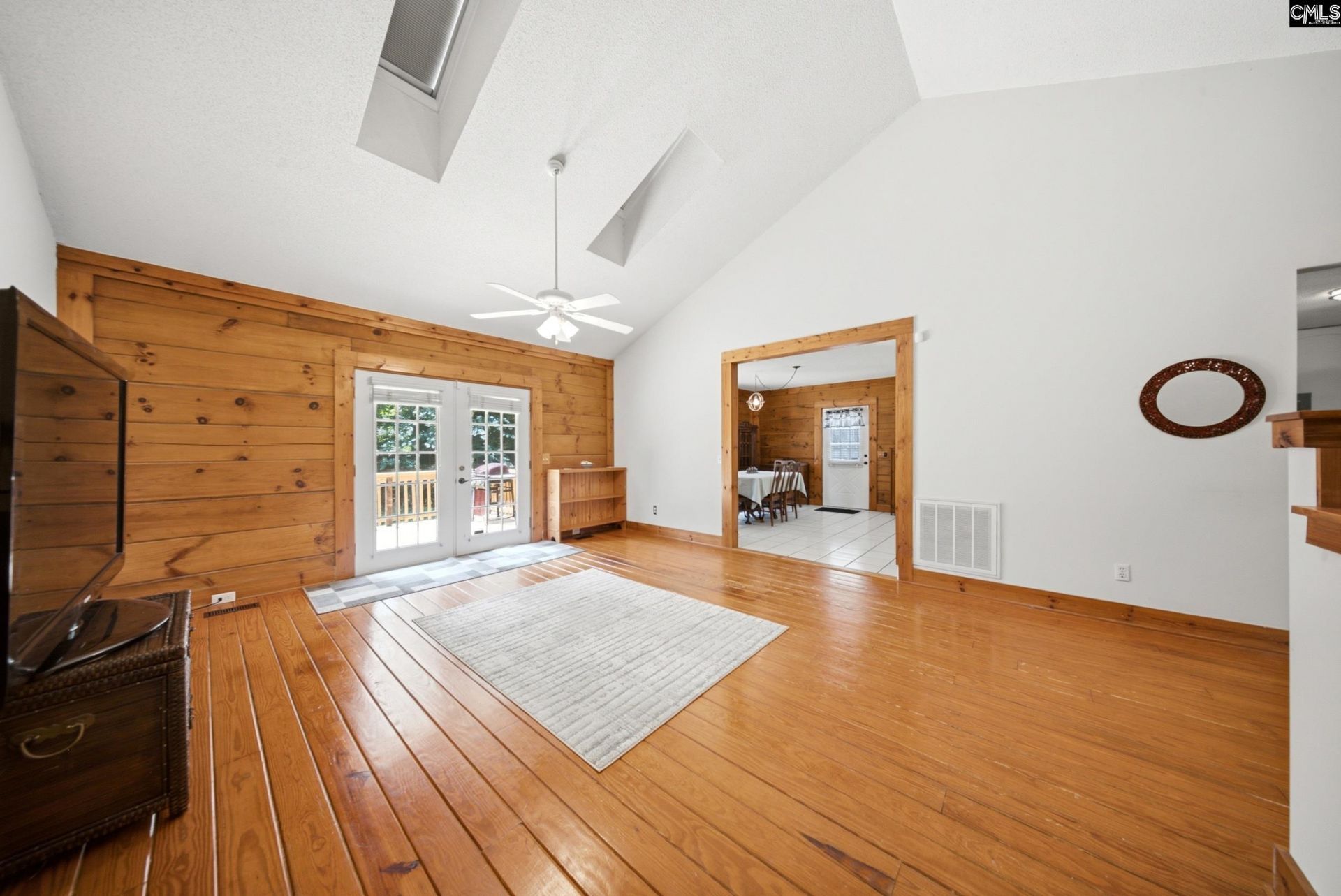 105 Bauknight Road  Photo 9