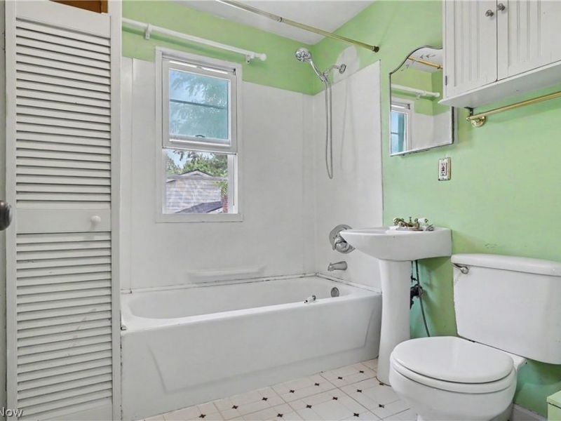 1026 Francis Avenue, Cuyahoga Falls, OH 44221 Photo 18