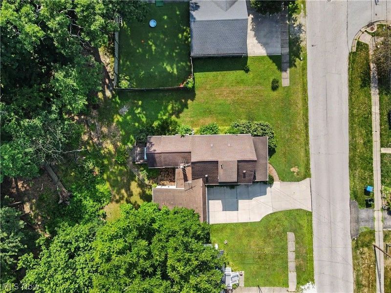 1026 Francis Avenue, Cuyahoga Falls, OH 44221 Photo 3