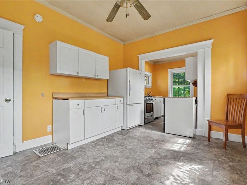 1026 Francis Avenue, Cuyahoga Falls, OH 44221 Photo 5