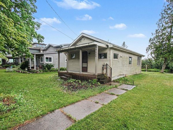 9405 Linck Drive, Pinckney, MI 48169