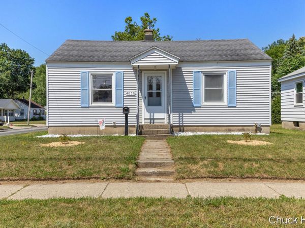 4639 Walton Avenue SW, Grand Rapids, MI 49548