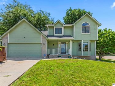 10419 Mary Circle, Omaha, NE 68122