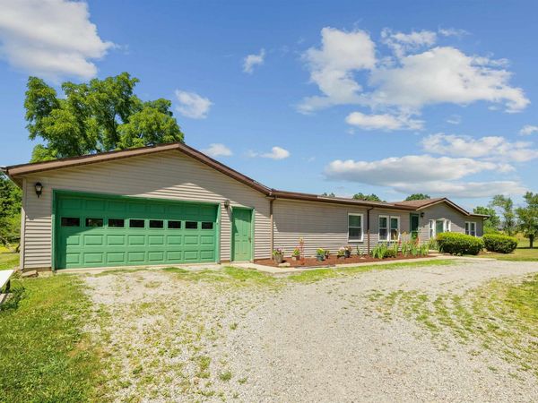17625 Lochner Road, Spencerville, IN 46788