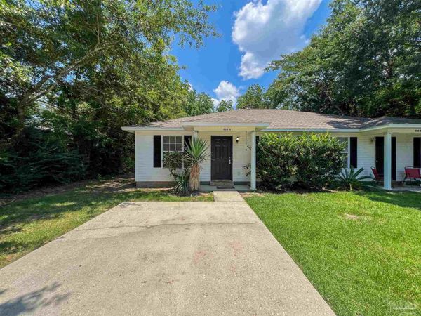 1106 Fretz St, Pensacola, FL 32534