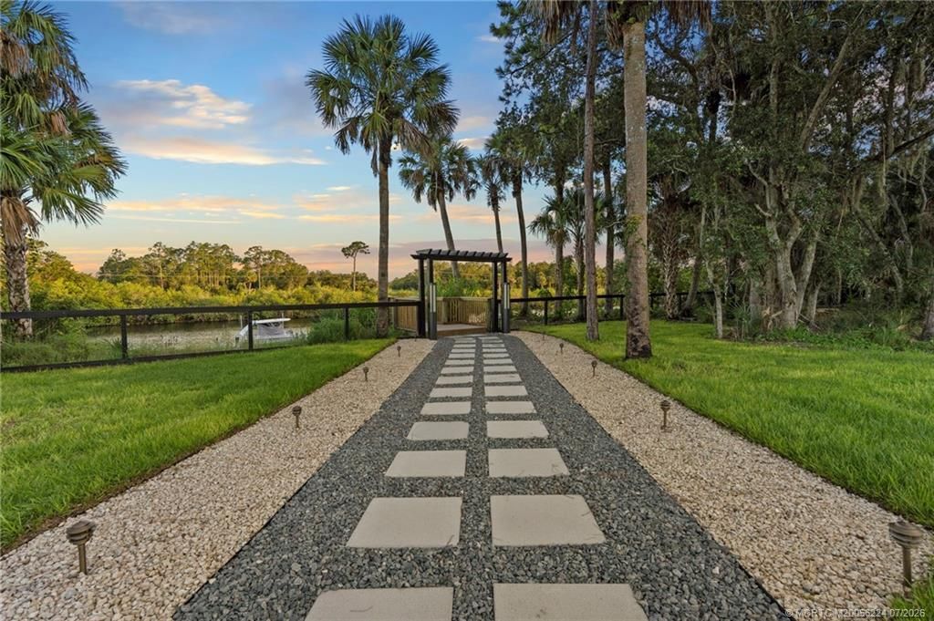 10190 SW Hemingway Terrace, Palm City, FL 34990 Photo
