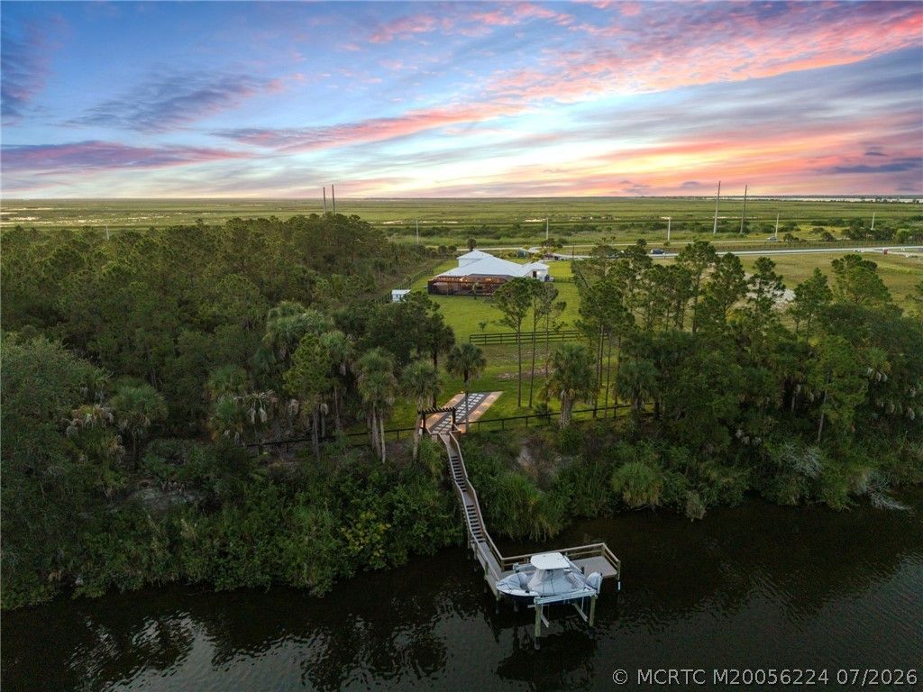 10190 SW Hemingway Terrace, Palm City, FL 34990 Photo