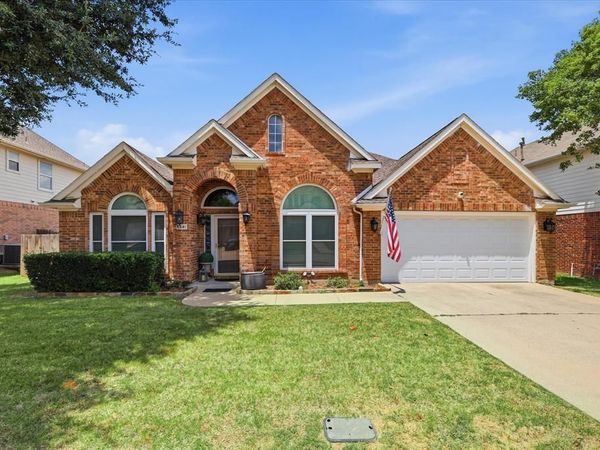 5541 Cranberry Drive, Fort Worth, TX 76137