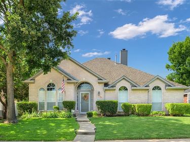 11905 Amber Valley Drive, Frisco, TX 75035