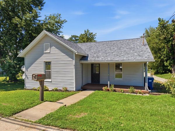 1803 LUCAS, Muscatine, IA 52761