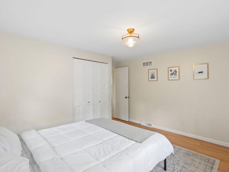 945 Kendale Road S, Columbus, OH 43220 Photo 20