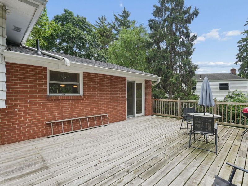 945 Kendale Road S, Columbus, OH 43220 Photo 33