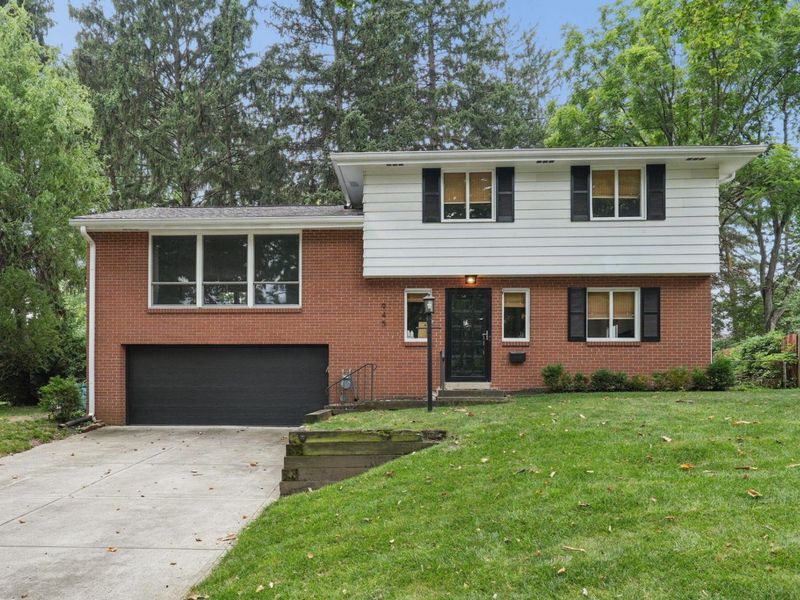 945 Kendale Road S, Columbus, OH 43220 Photo 38