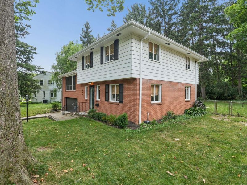 945 Kendale Road S, Columbus, OH 43220 Photo 41