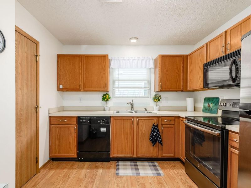 5463 Beresford Street, Unit 223, Canal Winchester, OH 43110 Photo 17