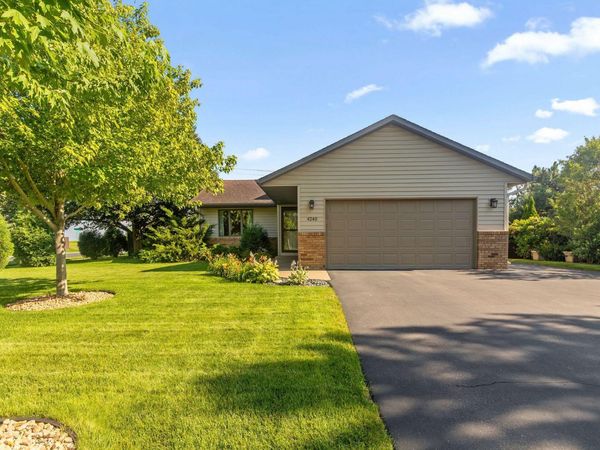 4240 159th Court W, Rosemount, MN 55068