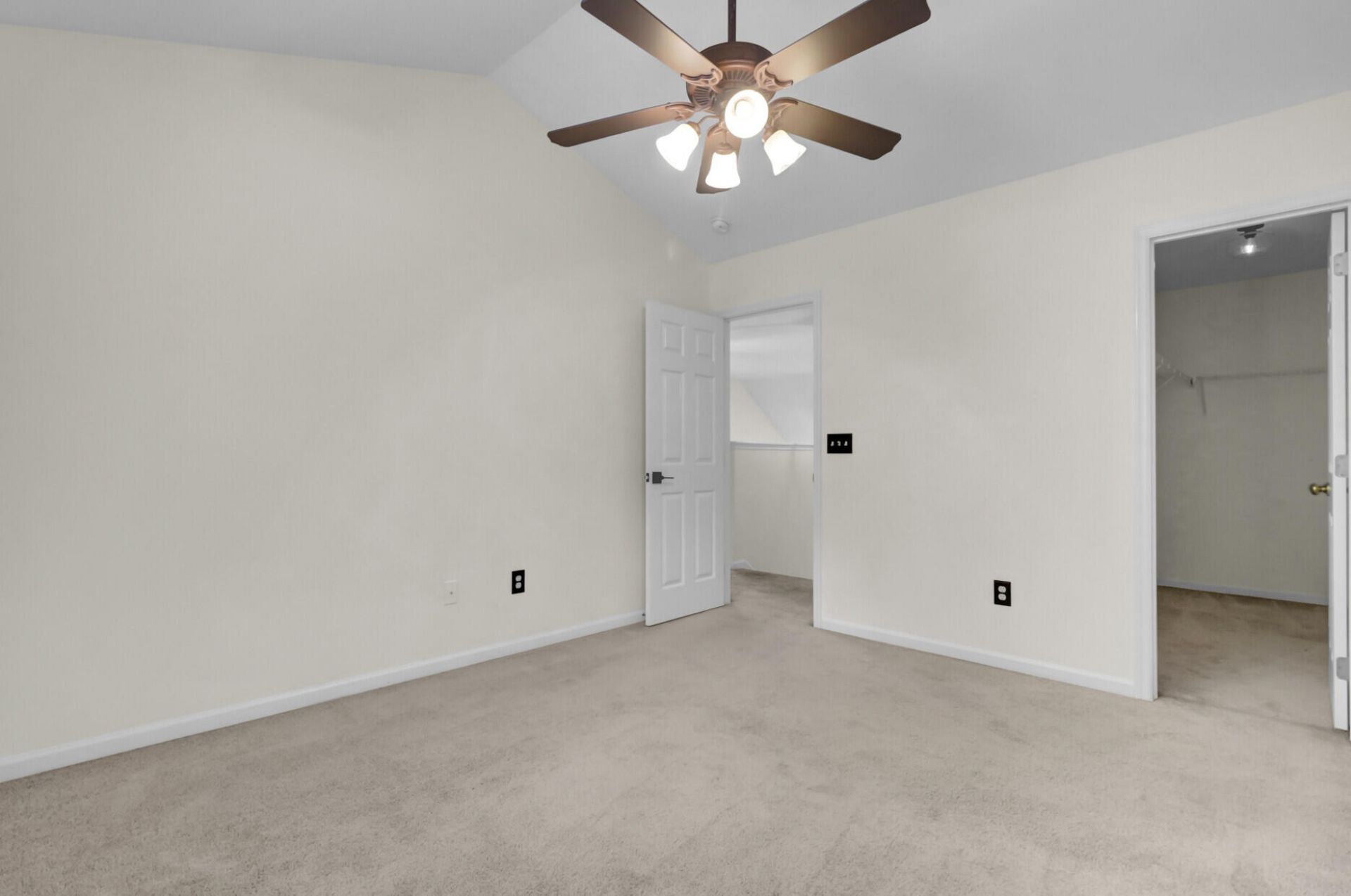 8658 Grassy Oak Trail Photo 33