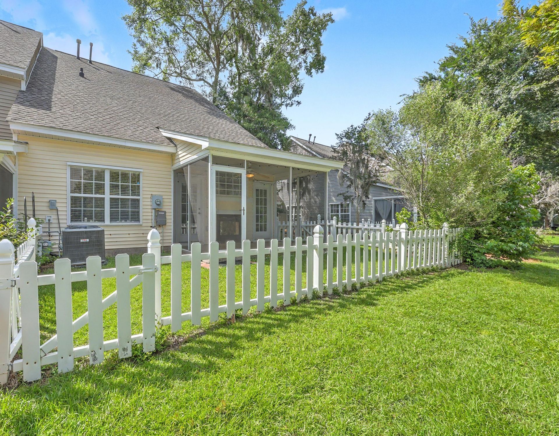 8658 Grassy Oak Trail Photo 38