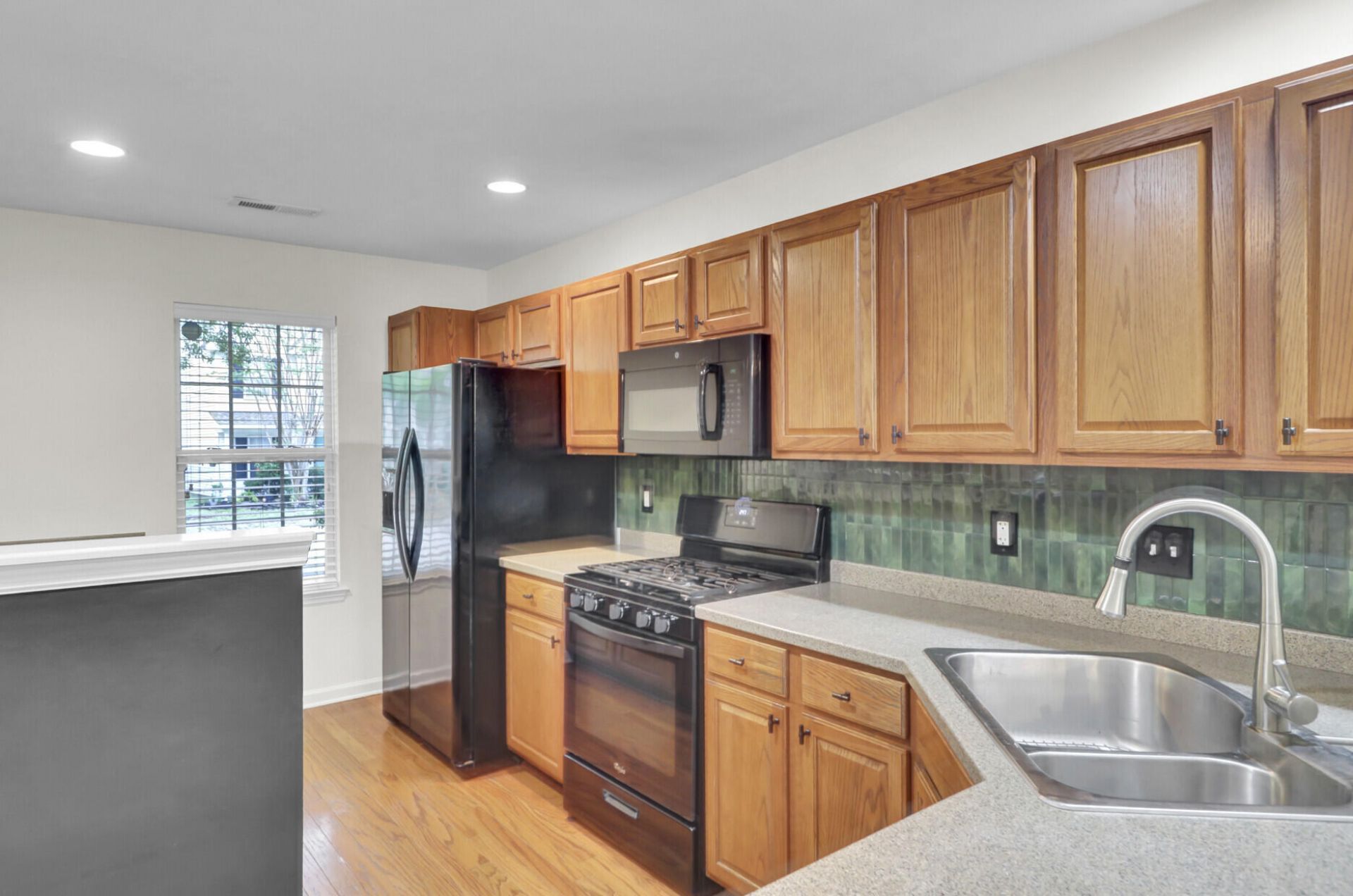 8658 Grassy Oak Trail Photo 6
