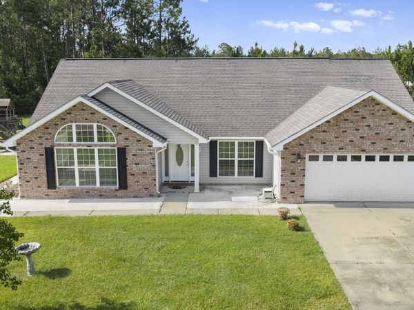 99 Jennifer Lane, Baxley, GA 31513