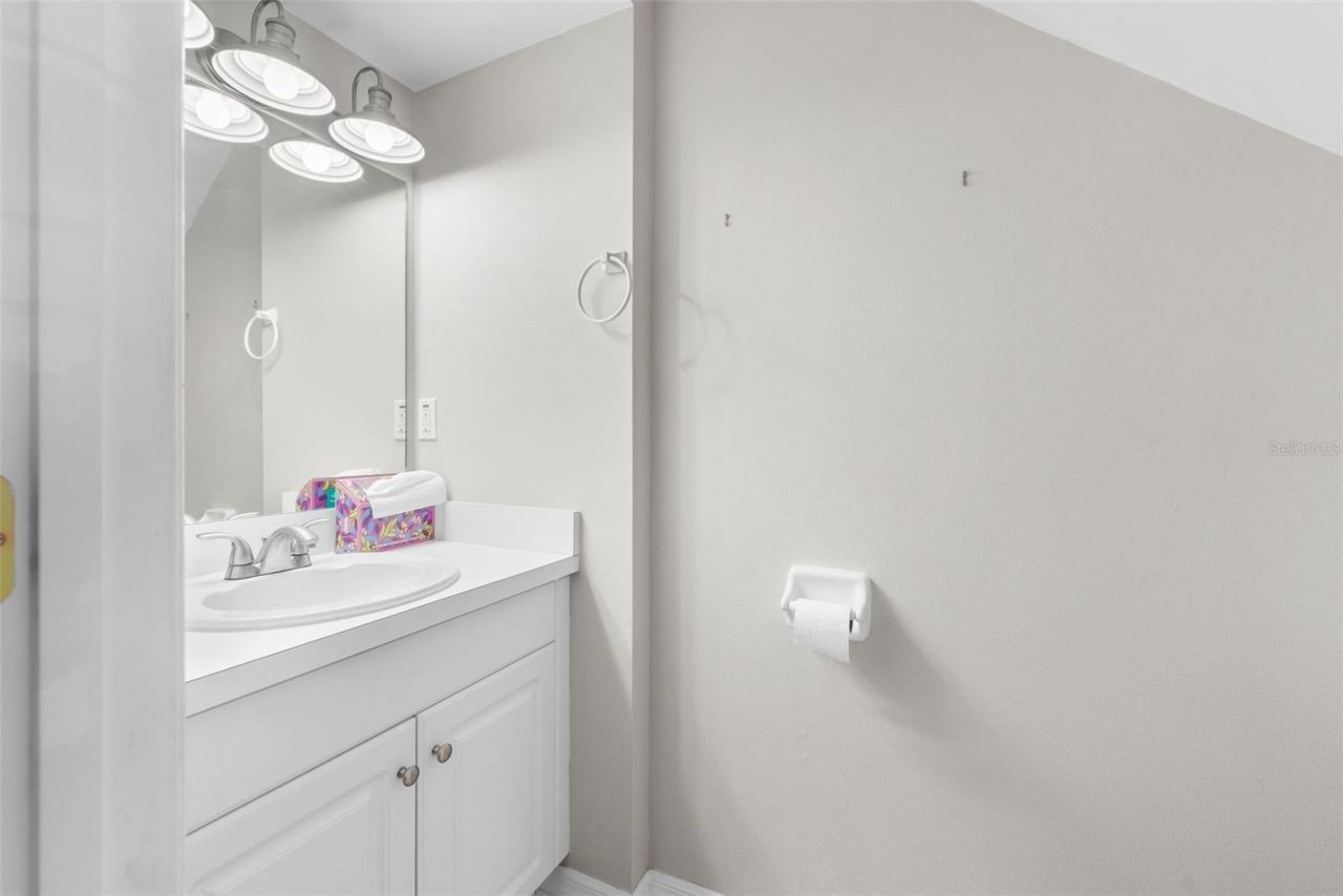 2636 SW 35th Place, Unit 13, Gainesville, FL 32608 Photo